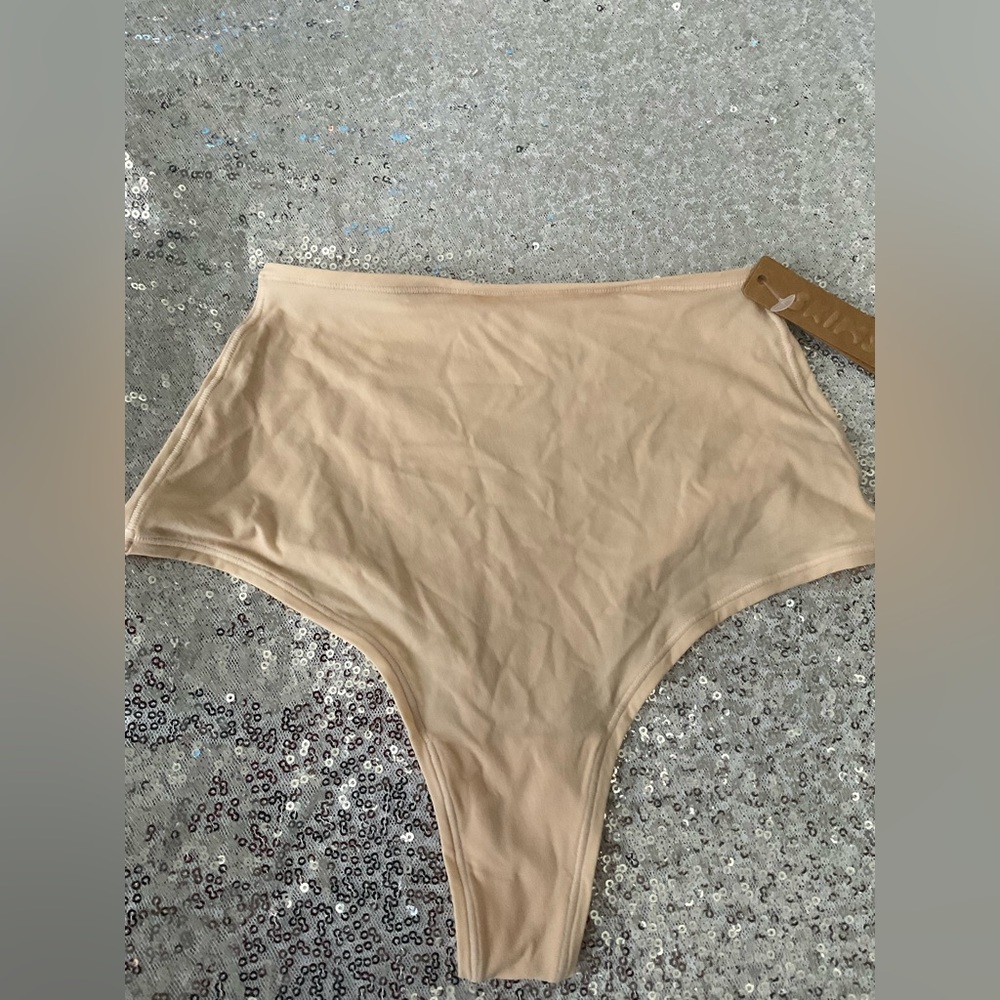Skims High Waisted Thong